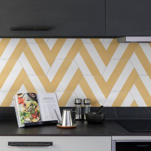 Alternative view of Neapolitan Yellow