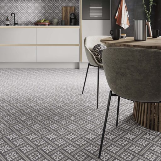 Alternative view of Mondrian Charcoal