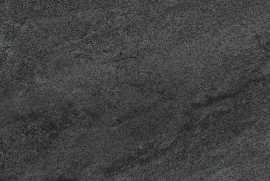 Hammerstone Nero