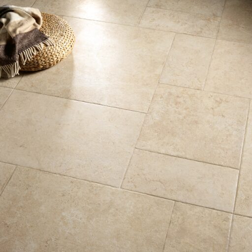 Alternative view of Amboise Beige